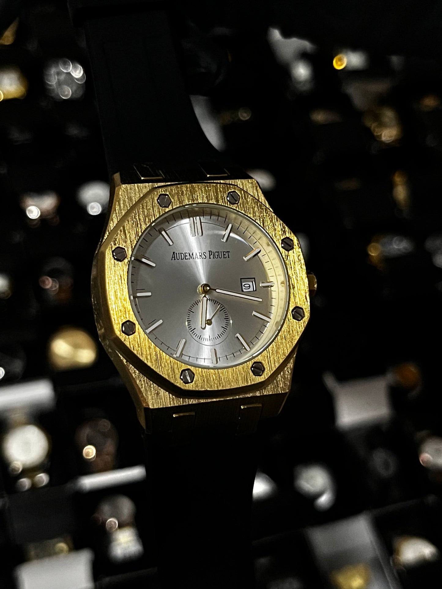 ADMR GOMA/NEGRO TABLERO/PLATEADO BISEL/DORADO