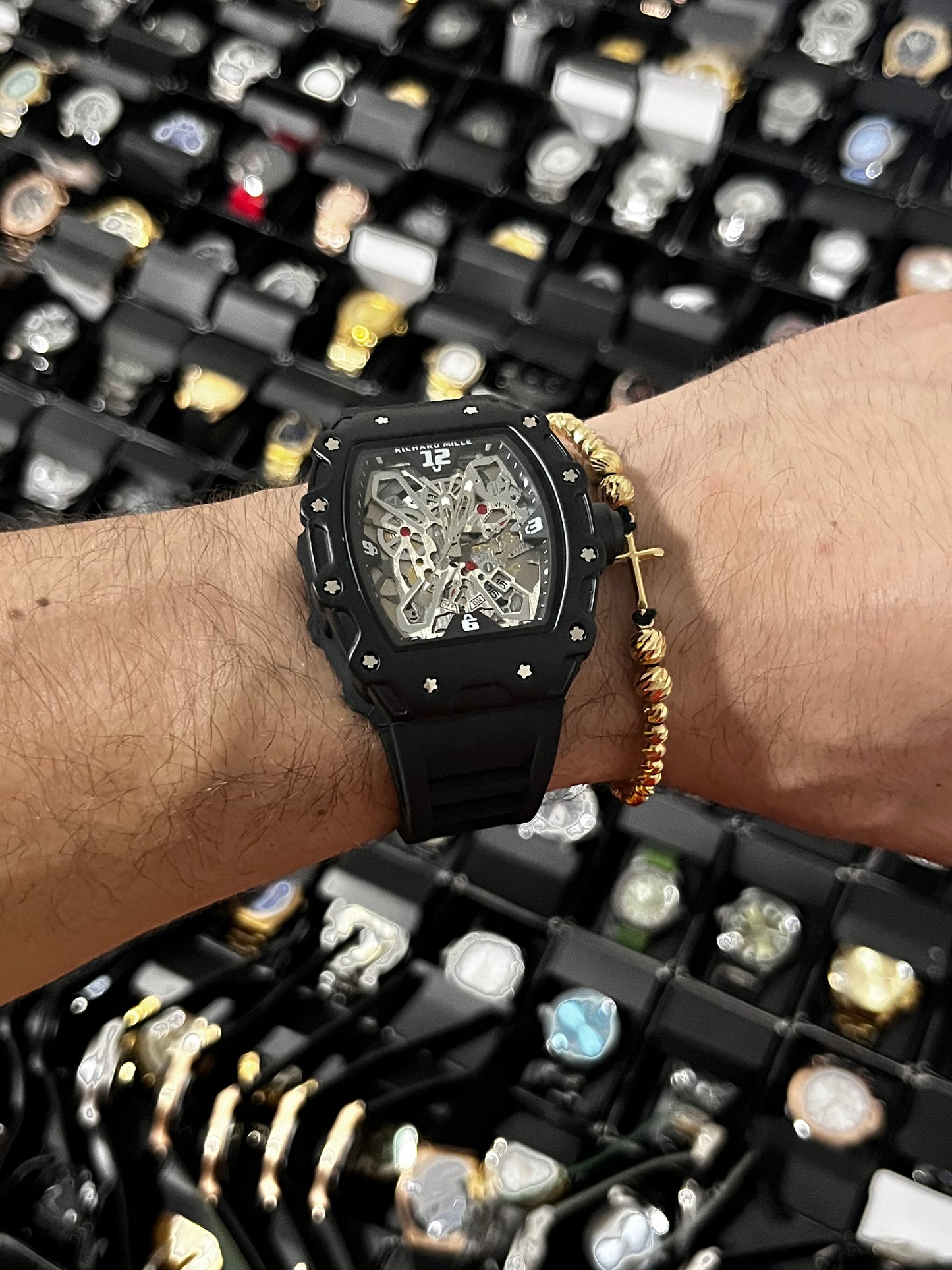 R MILL / X / NEGRO PULSO NEGRO