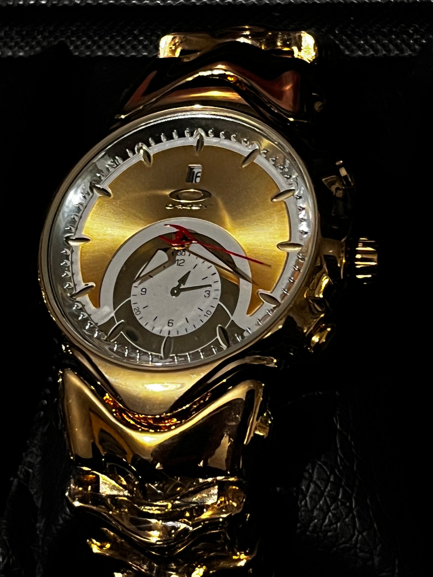 OAK ACERO/DORADO TABLERO DORADO/BLANCO BISEL DORADO