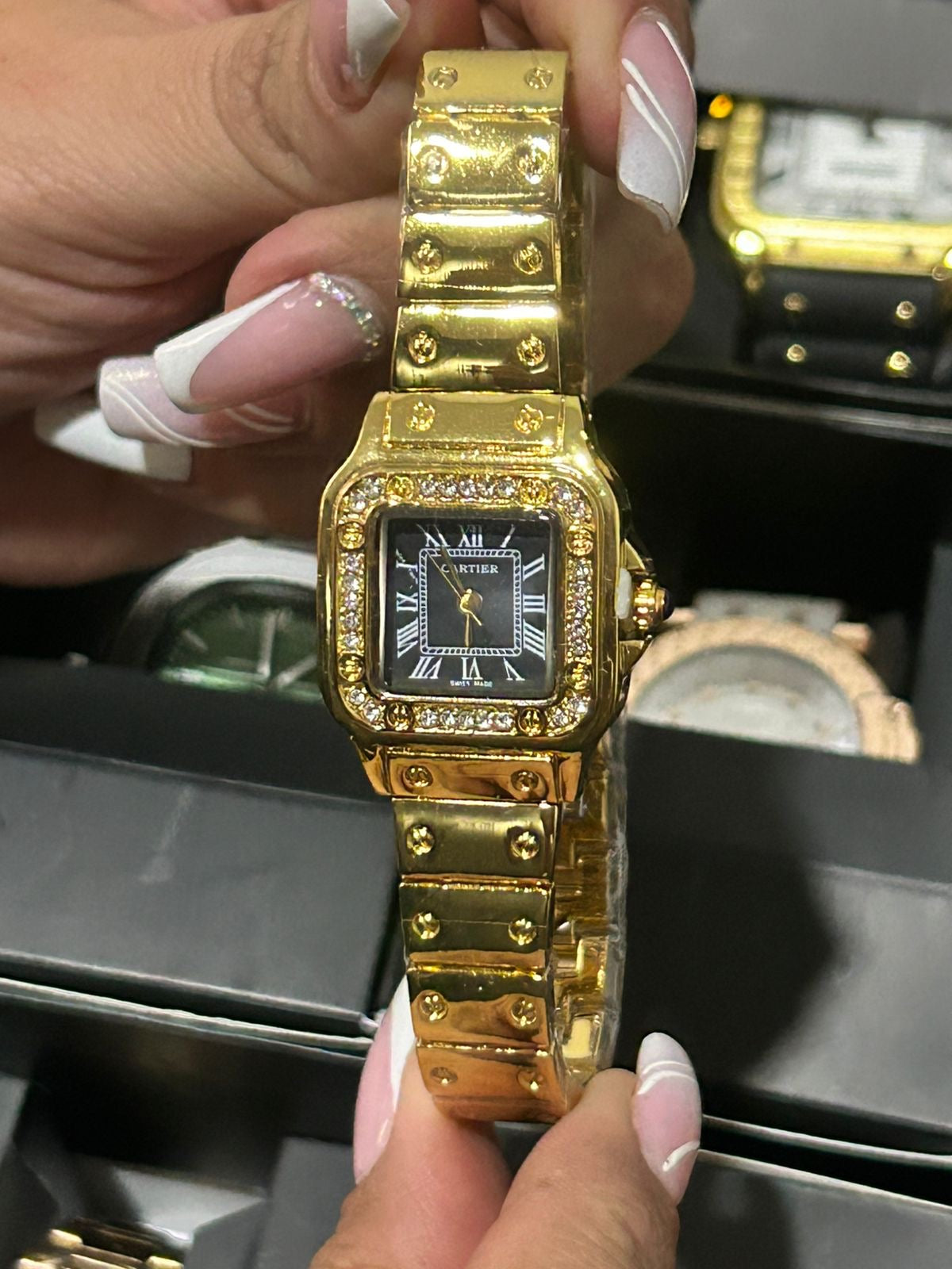 CRTR DAMA ACERO DORADO TABLERO NEGRO BISEL DORADO/CUBANO