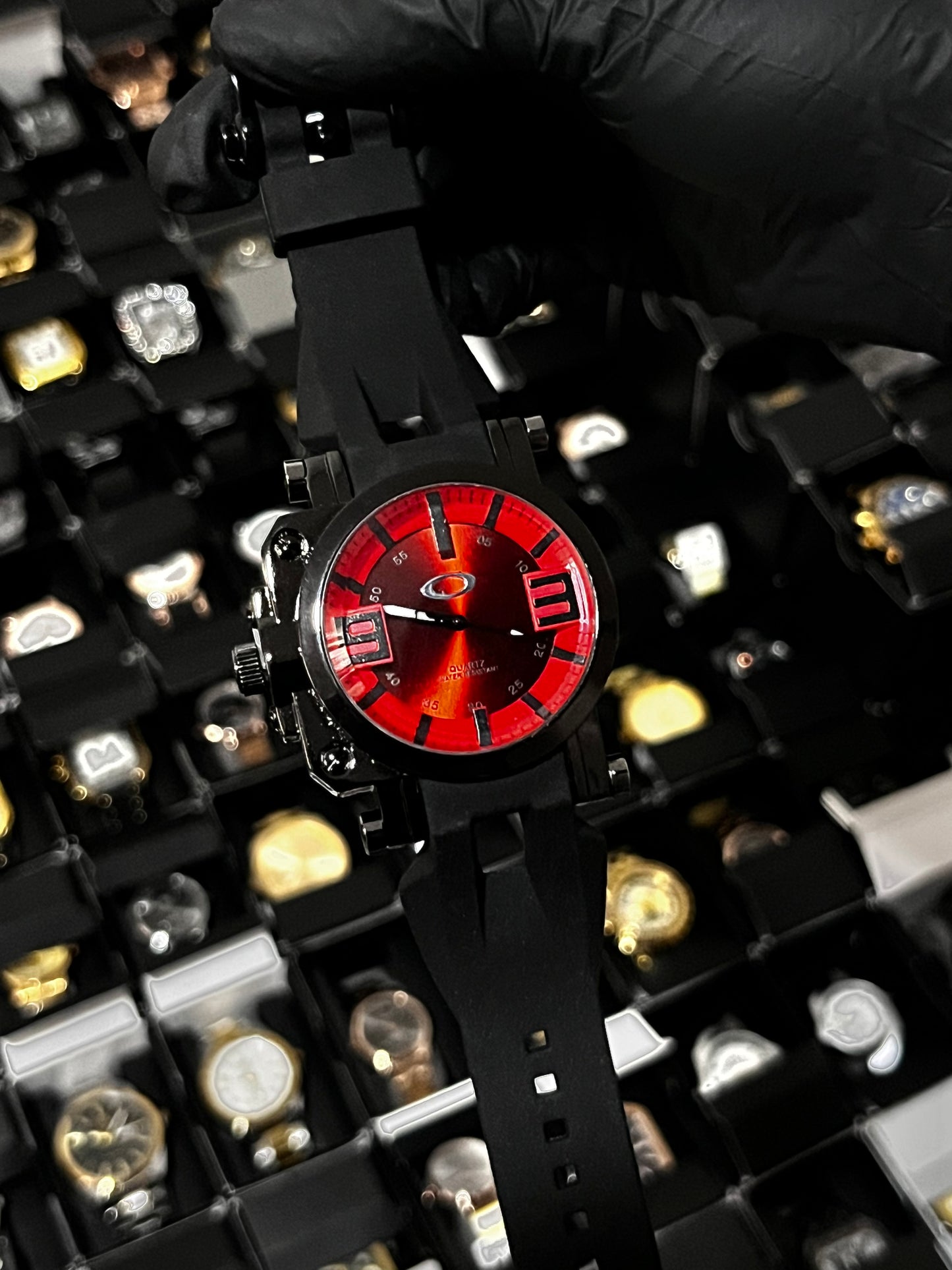 OAK GOMA/NEGRO TABLERO/ROJO/93 BISEL/NEGRO