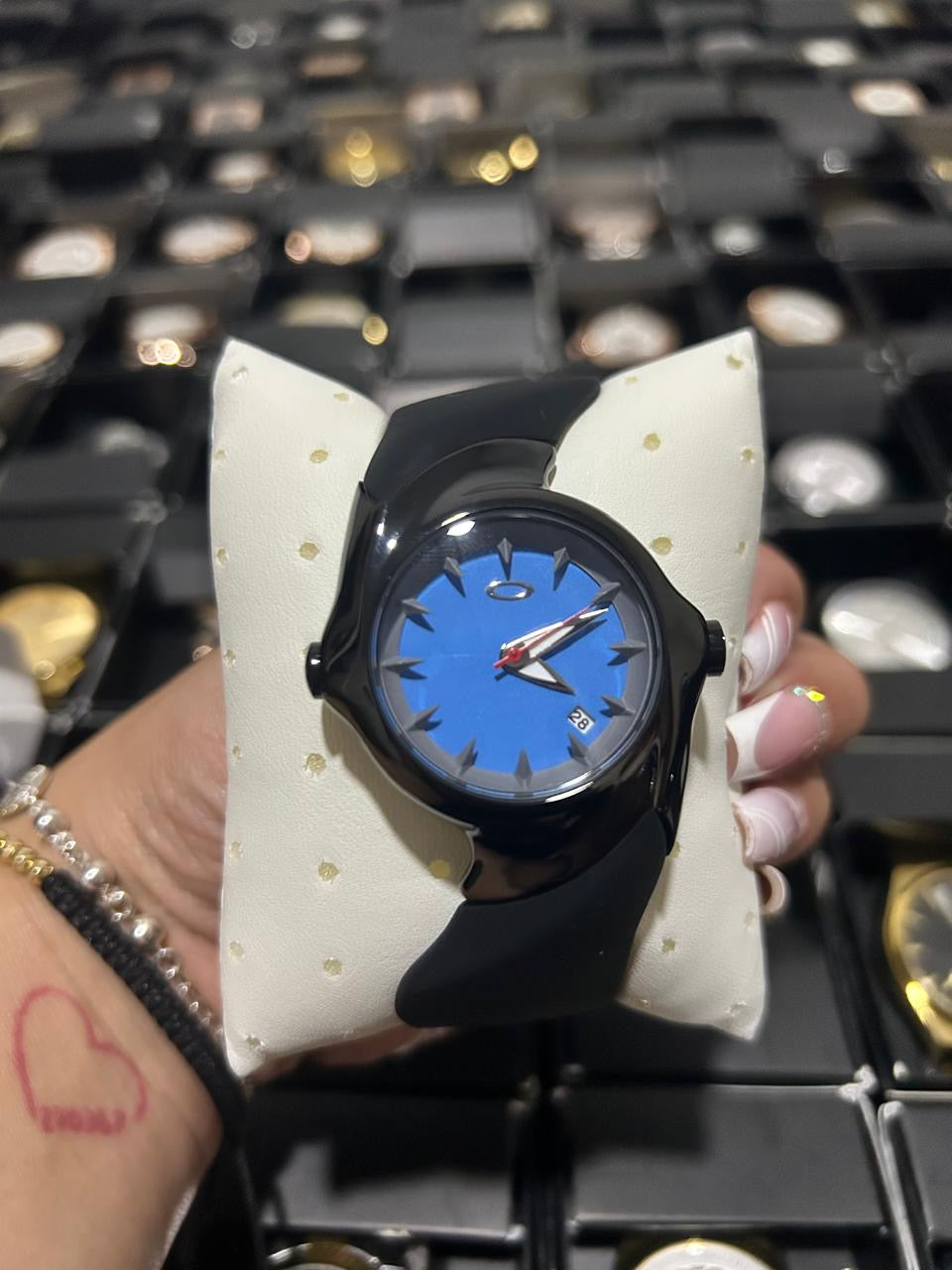 OAK GOMA/NEGRO TABLERO AZUL BISEL NEGRO