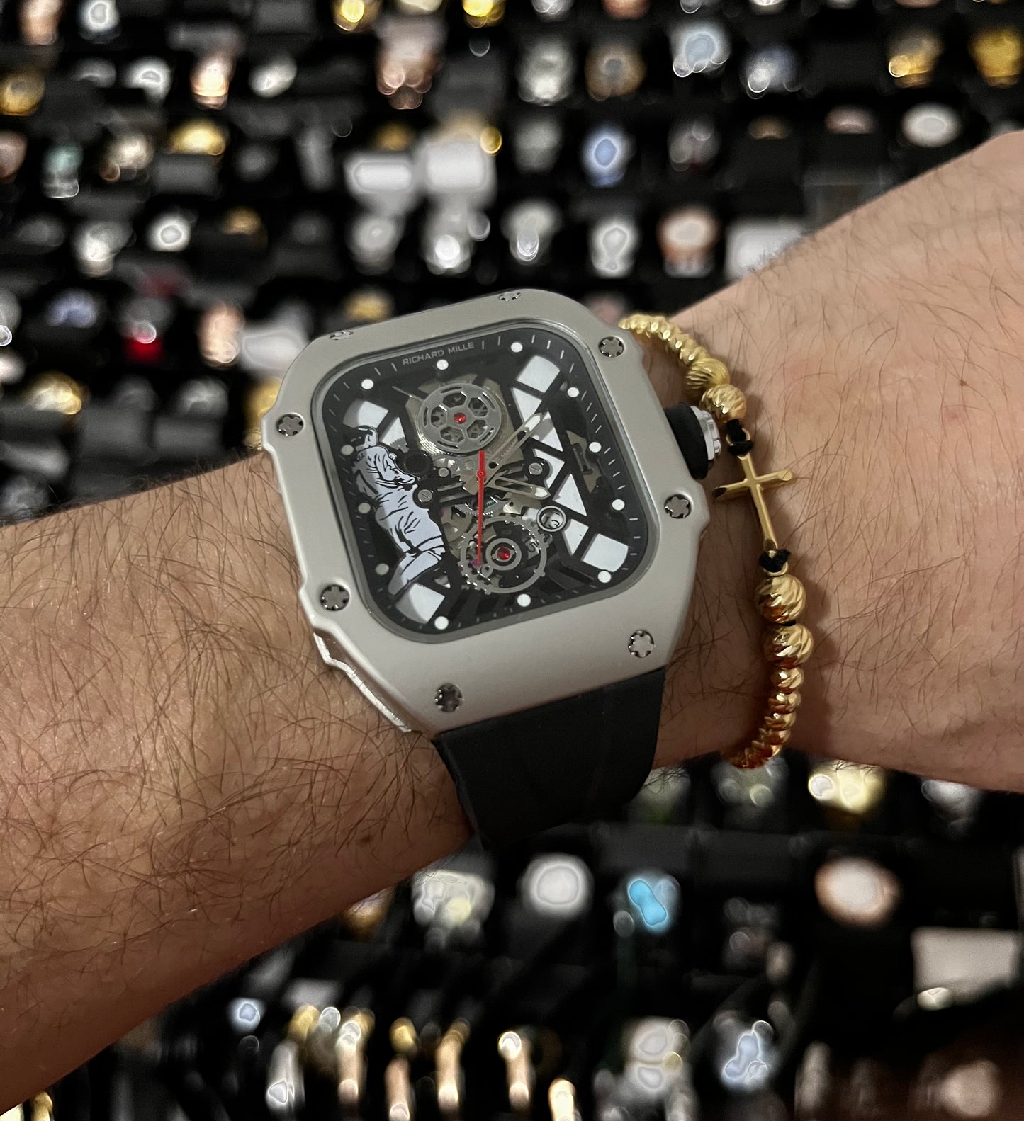 R MILL / CR / PLATEADO PULSO NEGRO