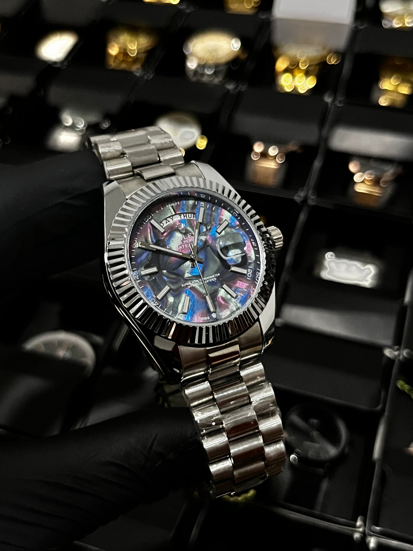 RX DTJST DD / BISEL RELIEVE / PLATEADO FONDO ARCOIRIS