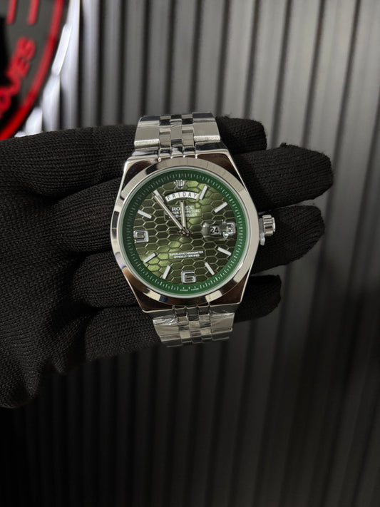 RX LANDWR 963 plateado fondo verde