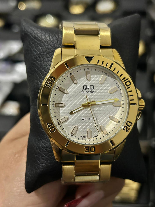 Q&Q ACERO/DORADO TABLERO/BLANCO BISEL/DORADO Y NEGRO