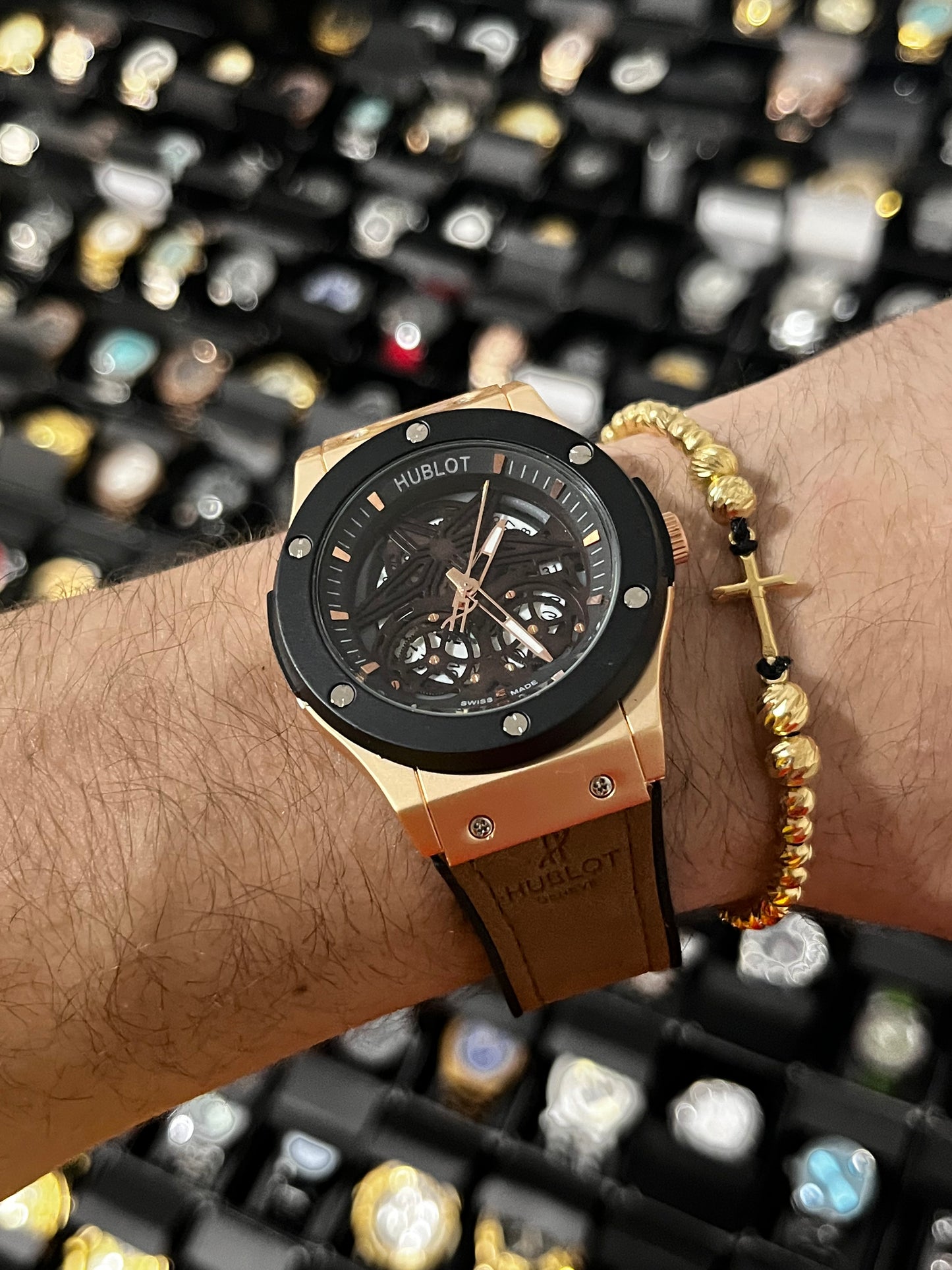 HBLT ESTRELLA / ORO ROSA / BISEL NEGRO / PULSO CAFE