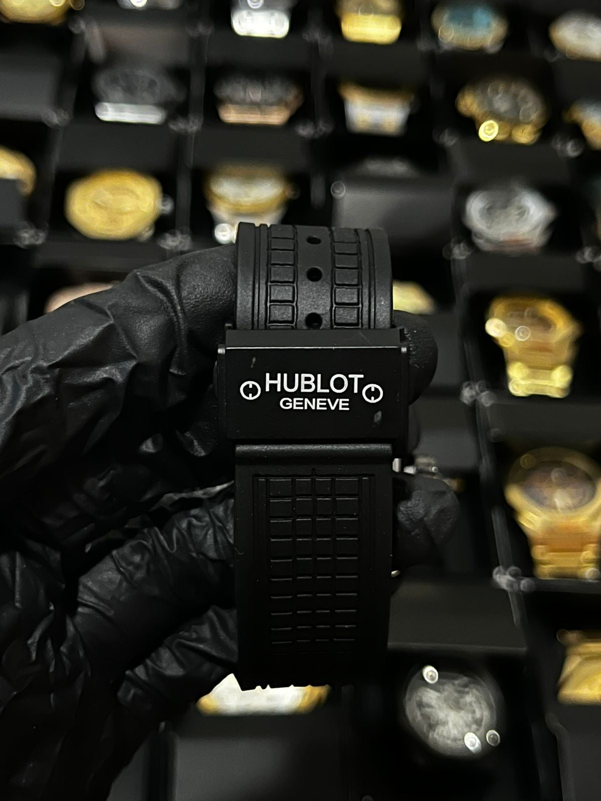 HBLT CUADRADO / NEGRO