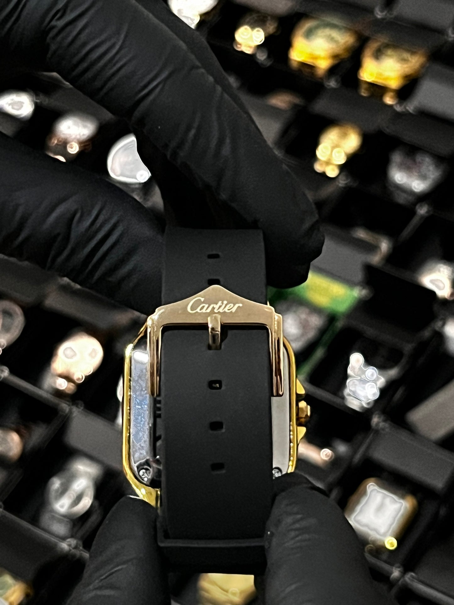 CRTR GOMA/NEGRO TABLERO/SKELETON/DORADO BISEL/DORADO