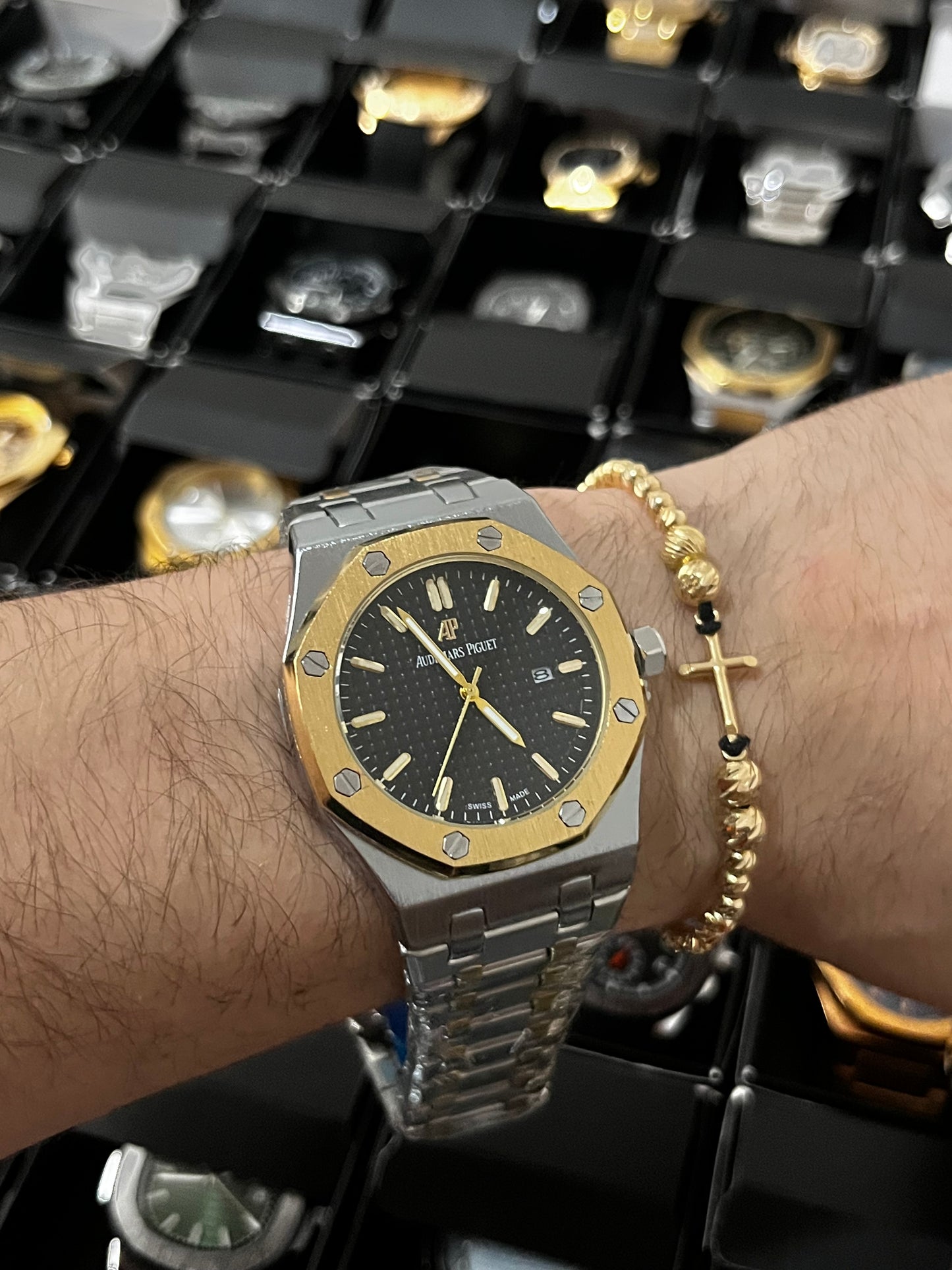 ADMR P METÁLICO II / BICOLOR FONDO NEGRO