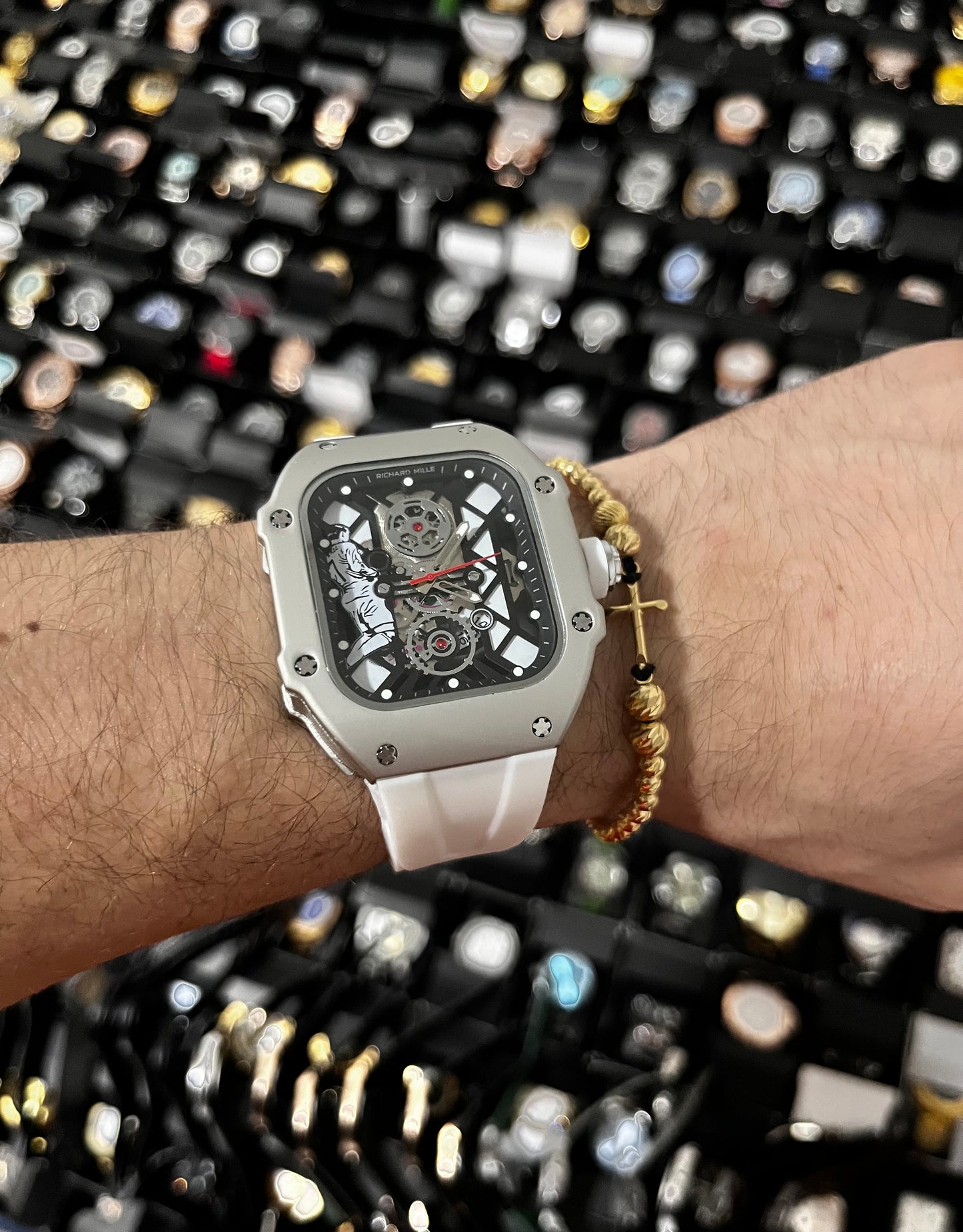 R MILL / CR / PLATEADO PULSO BLANCO