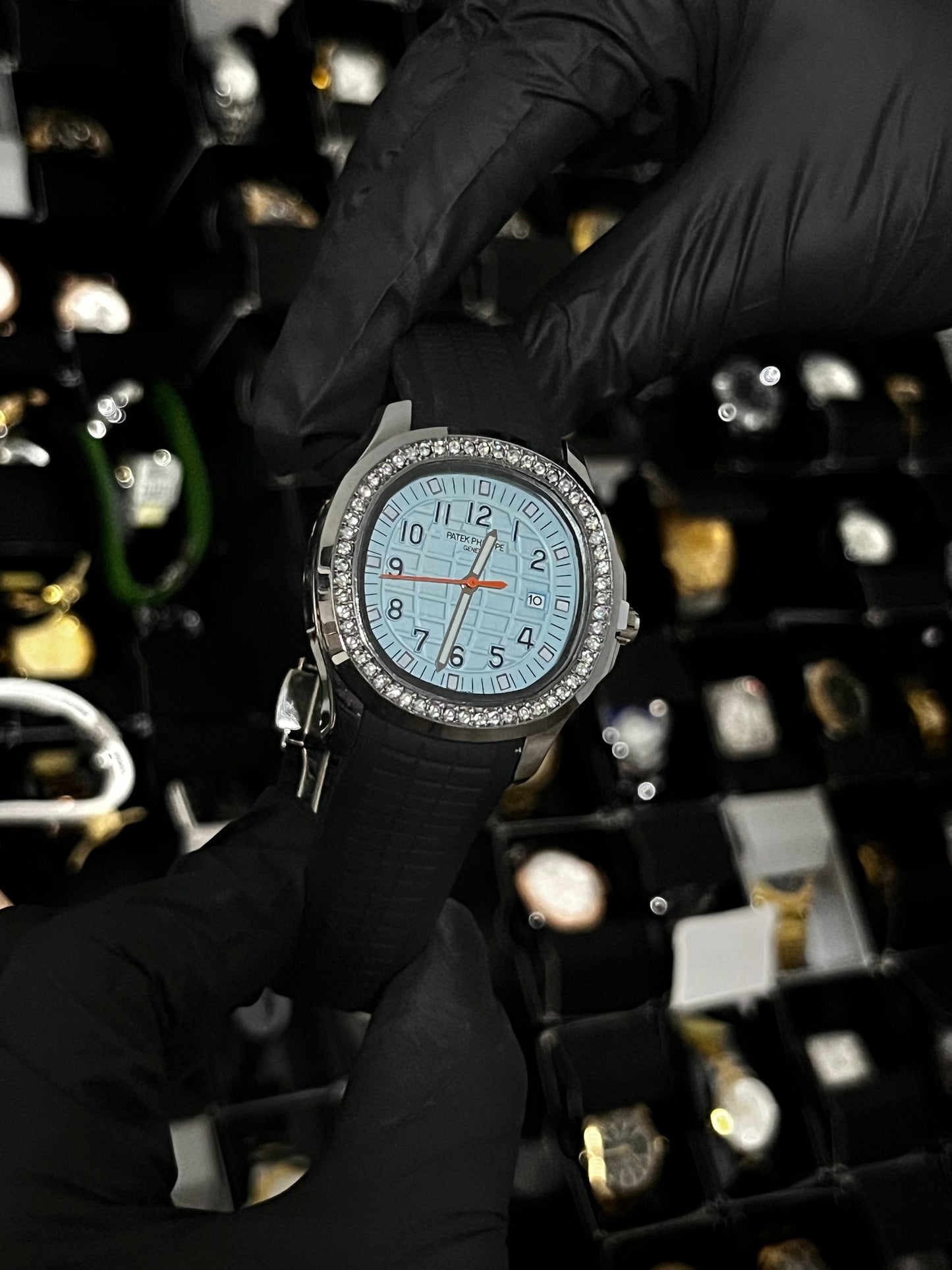 PTK PULSO GOMA CUBANO / NEGRO / TABLERO AZUL CLARO / BISEL PLATEADO