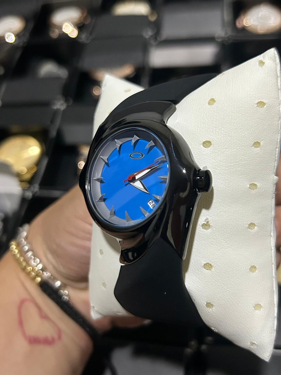 OAK GOMA/NEGRO TABLERO AZUL BISEL NEGRO