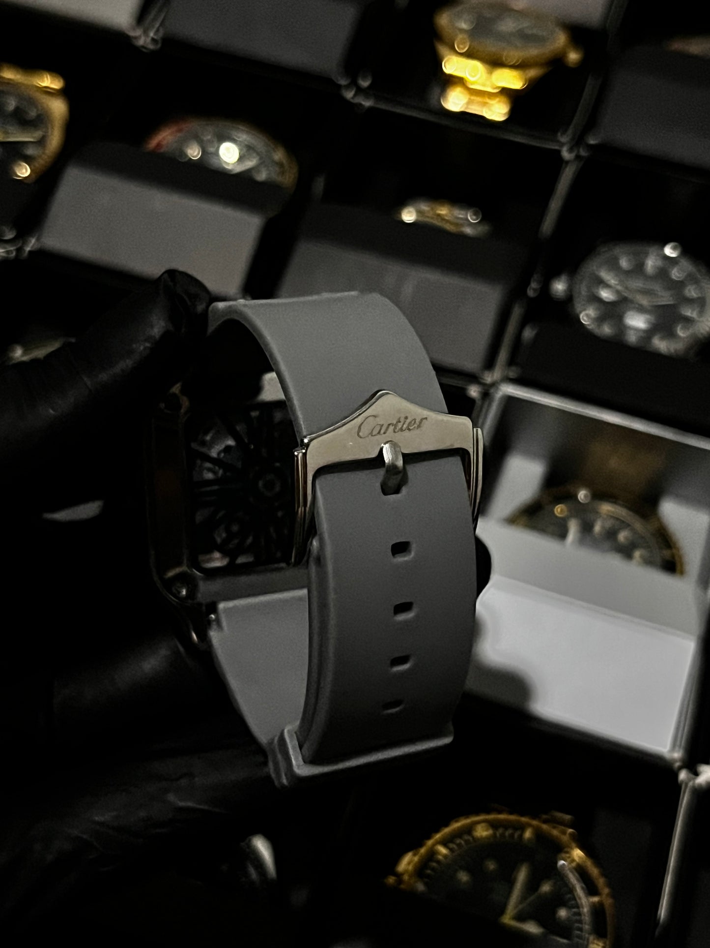 CRTR CUBANO GOMA GRIS BISEL PLATEADO TABLERO PLATEADO