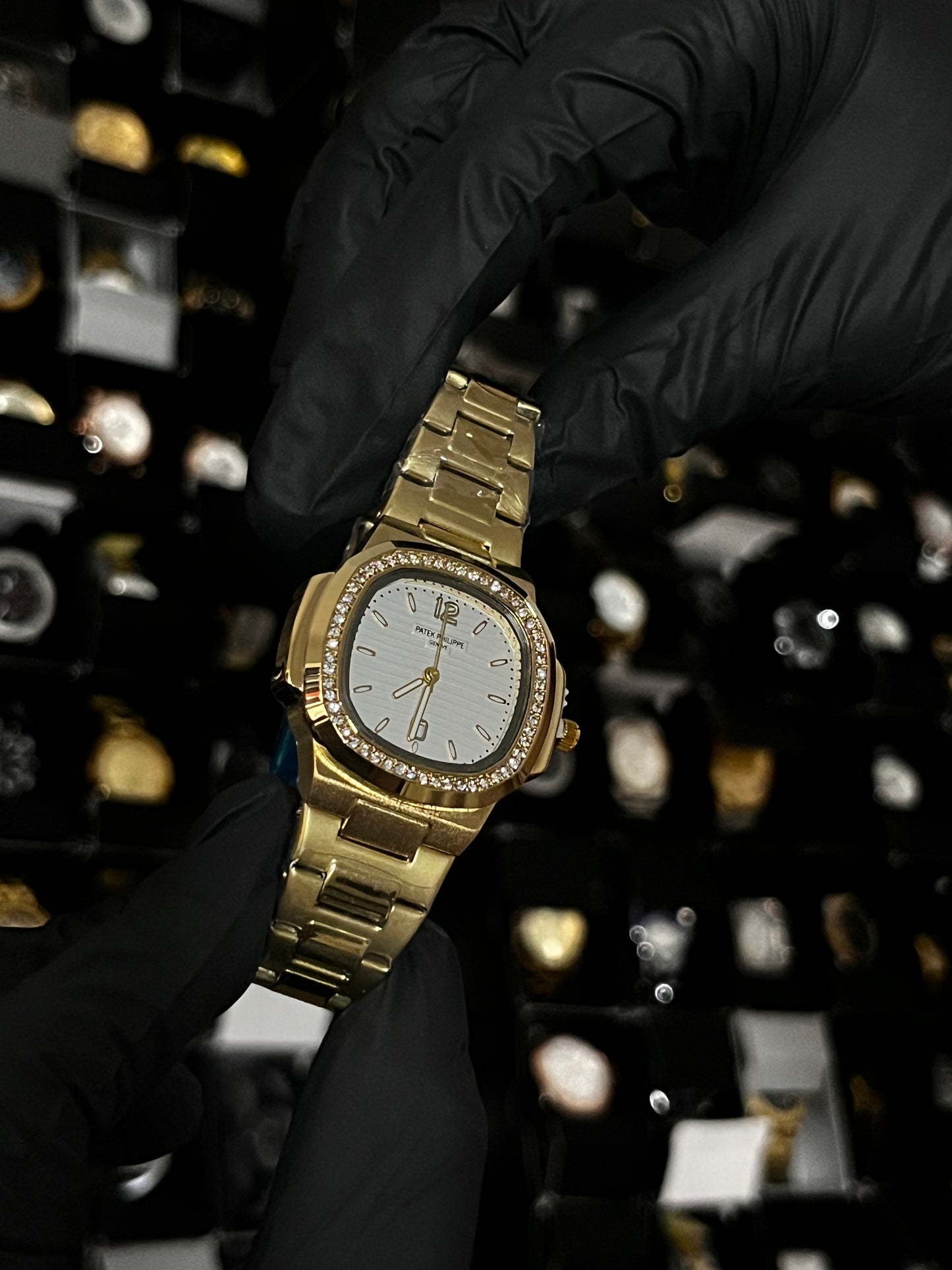 PTK METAL / DAMA / BISEL CUBANO / DORADO FONDO BLANCO