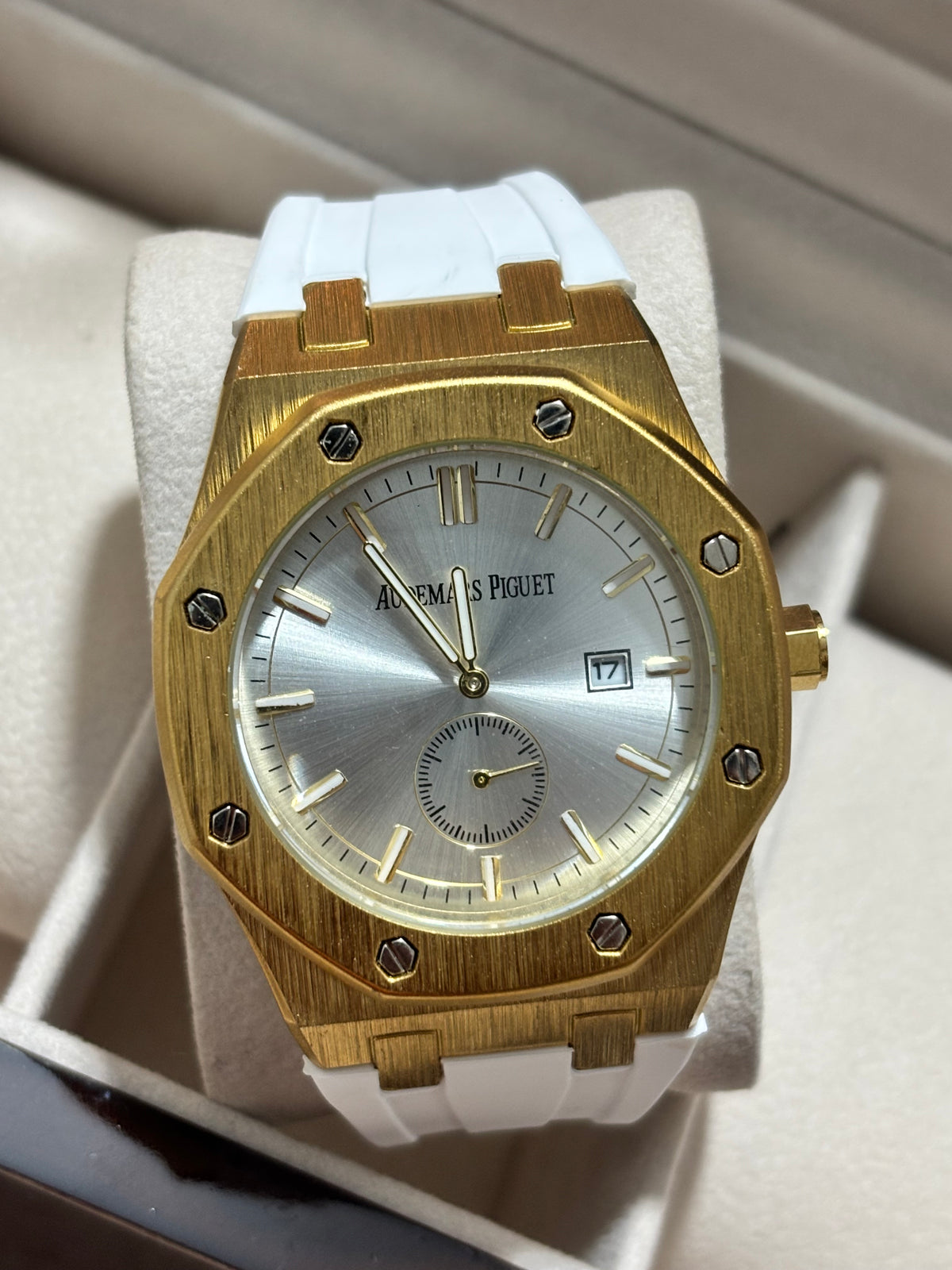 ADMR P METÁLICO RO GOMA blanco caja dorada