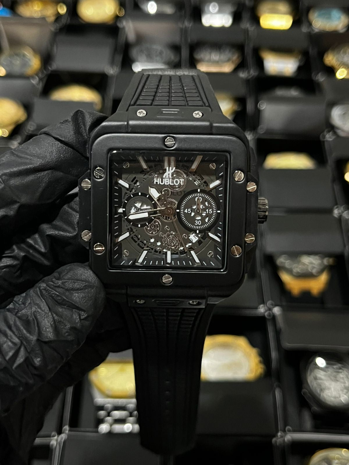 HBLT CUADRADO / NEGRO