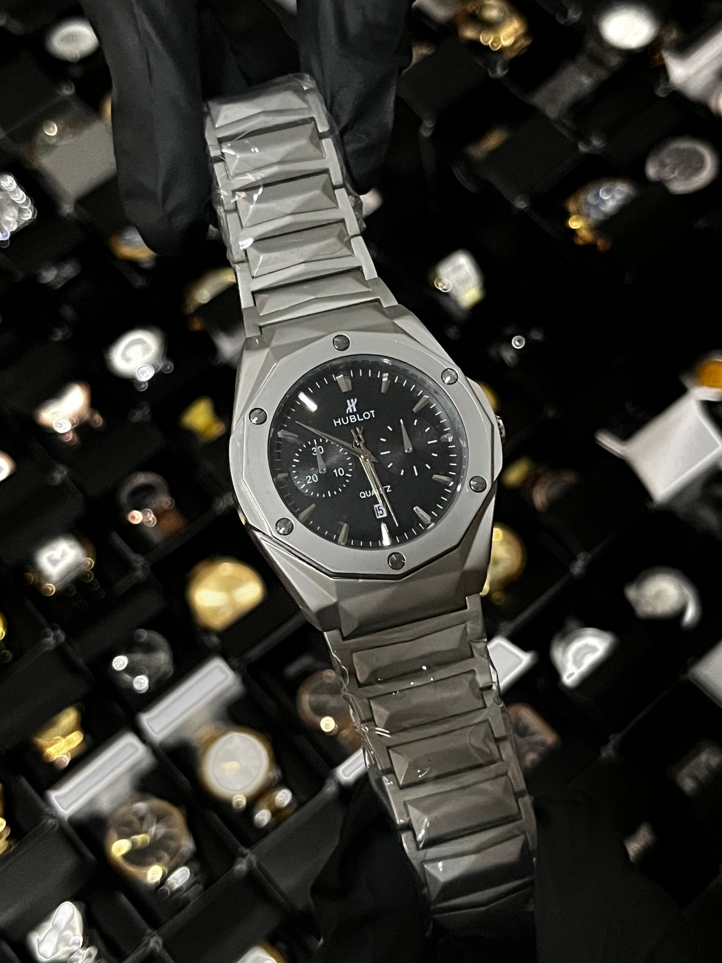 HBLT ACERO/PLATEADO TABLERO/NEGRO/2 CRONOS BISEL/PLATEADO