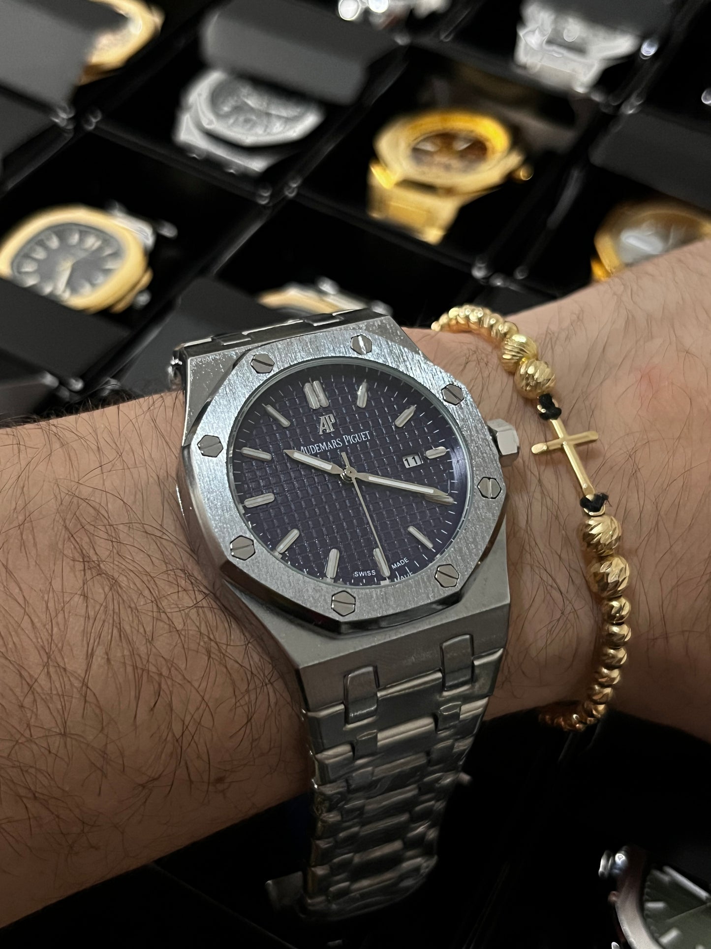 ADMR P METÁLICO II / PLATEADO FONDO AZUL