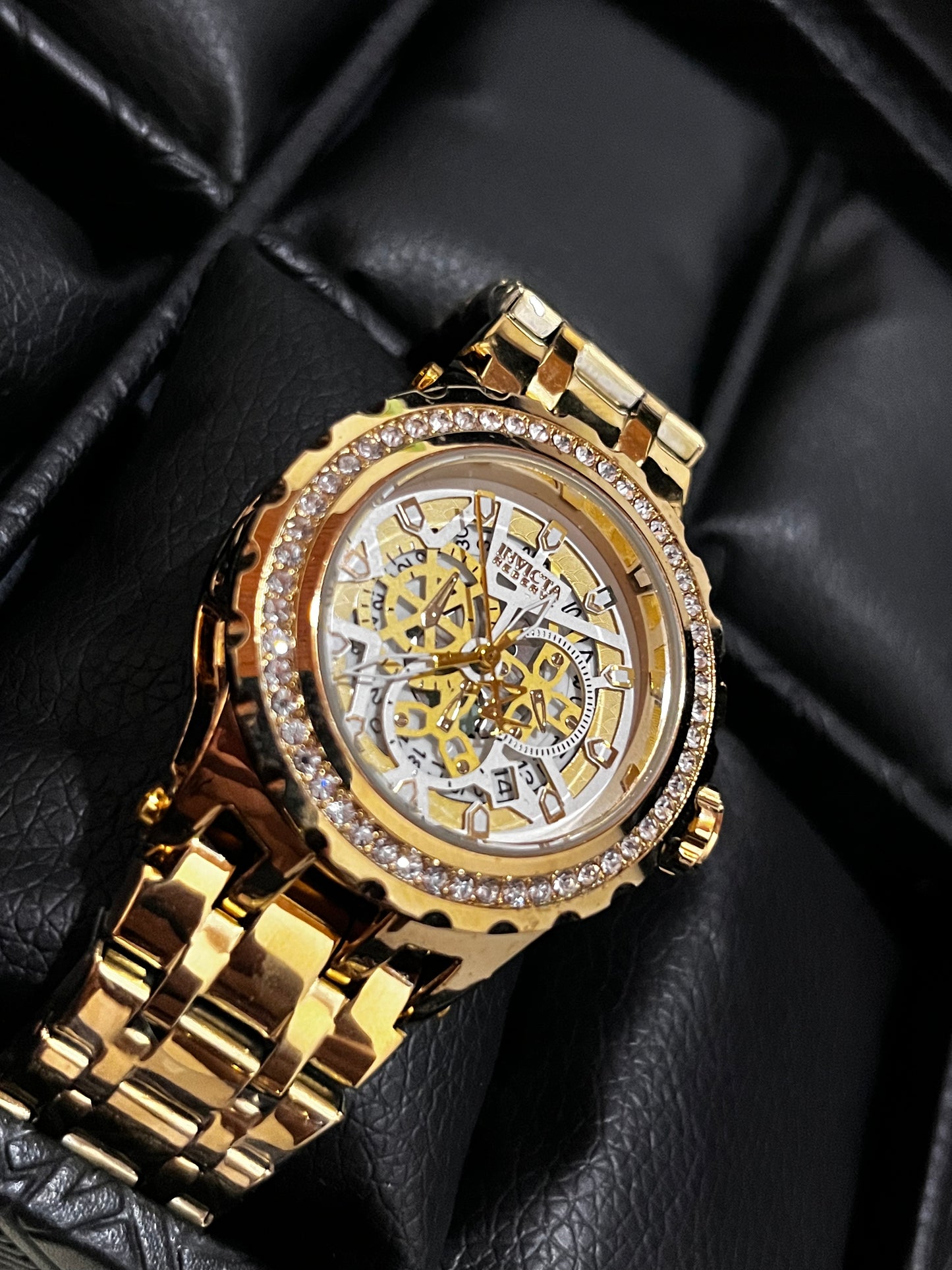 INVIC DAMA ACERO/DORADO TABLERO BLANCO BISEL DORADO/CUBANO