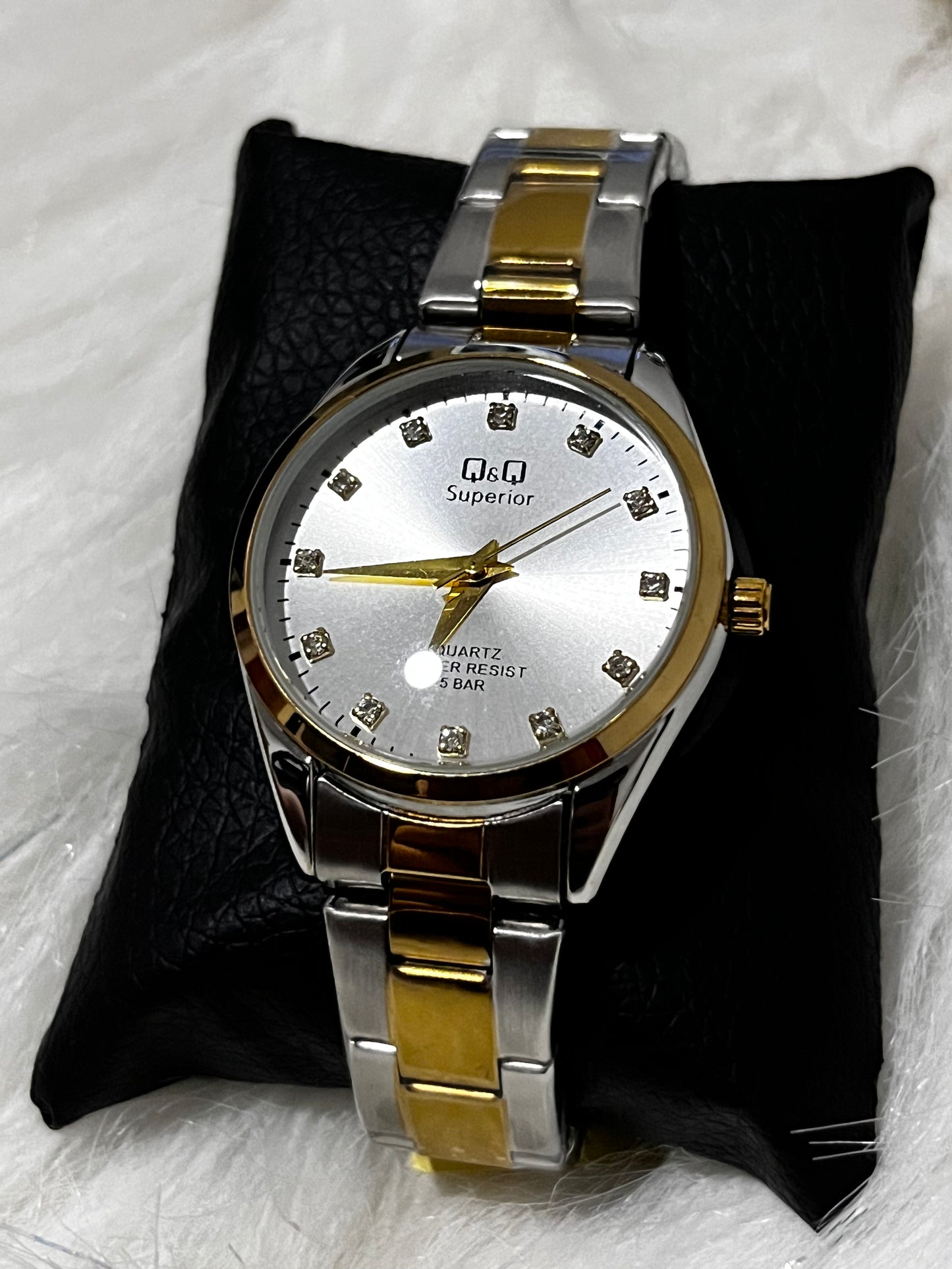 Q&Q DAMA ACERO/BICOLOR TABLERO/PLATEADO/CIRCONES BISEL/DORADO