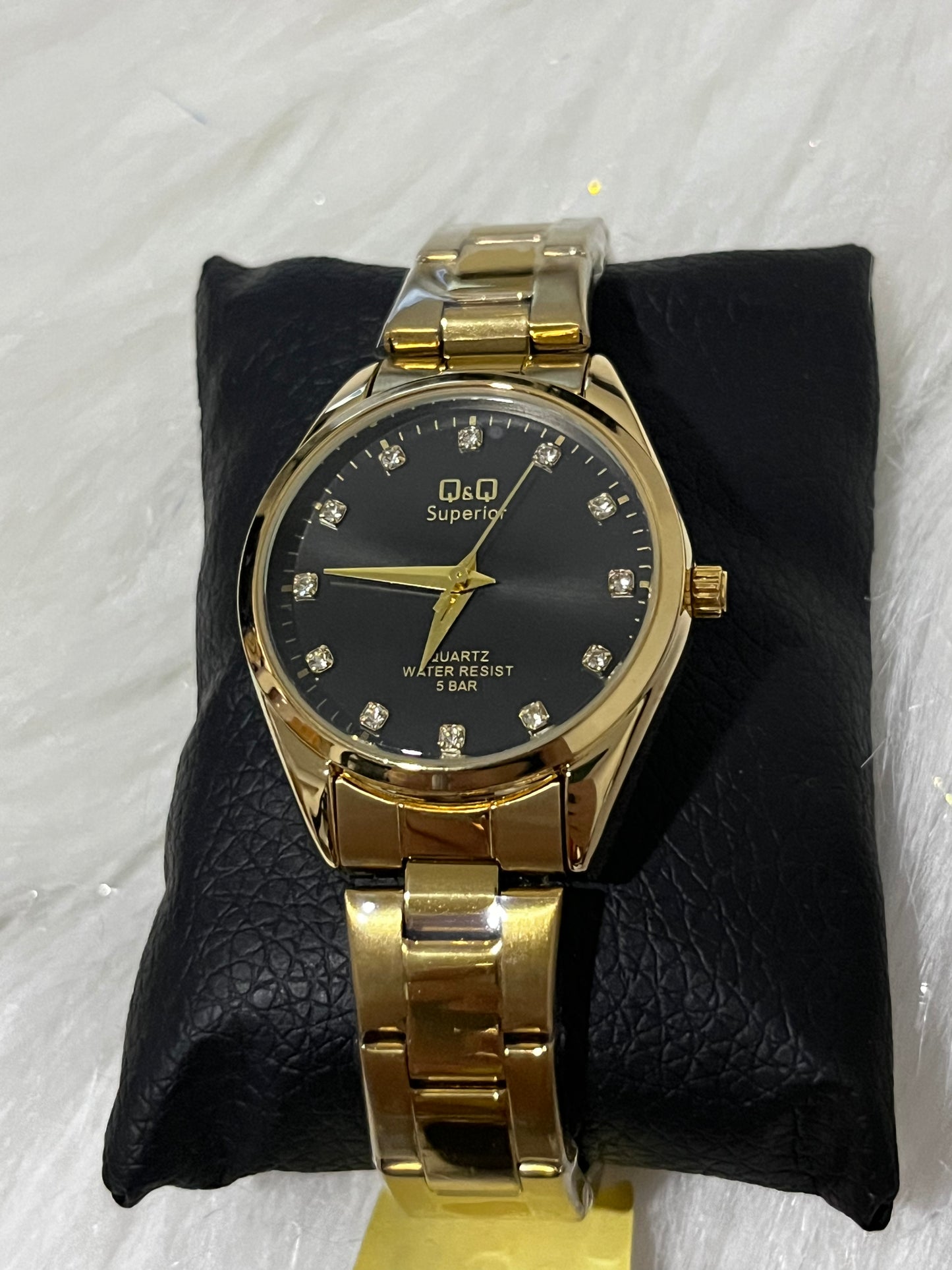 Q&Q DAMA ACERO/DORADO TABLERO/NEGRO/CIRCONES BISEL/DORADO