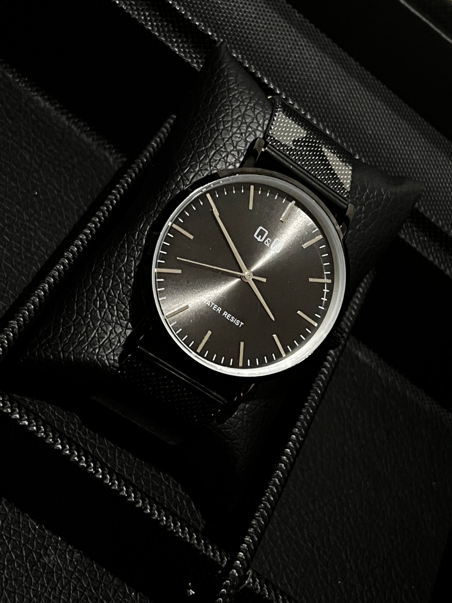 Q&Q ACERO/NEGRO/TRENZADO TABLERO/NEGRO BISEL/NEGRO