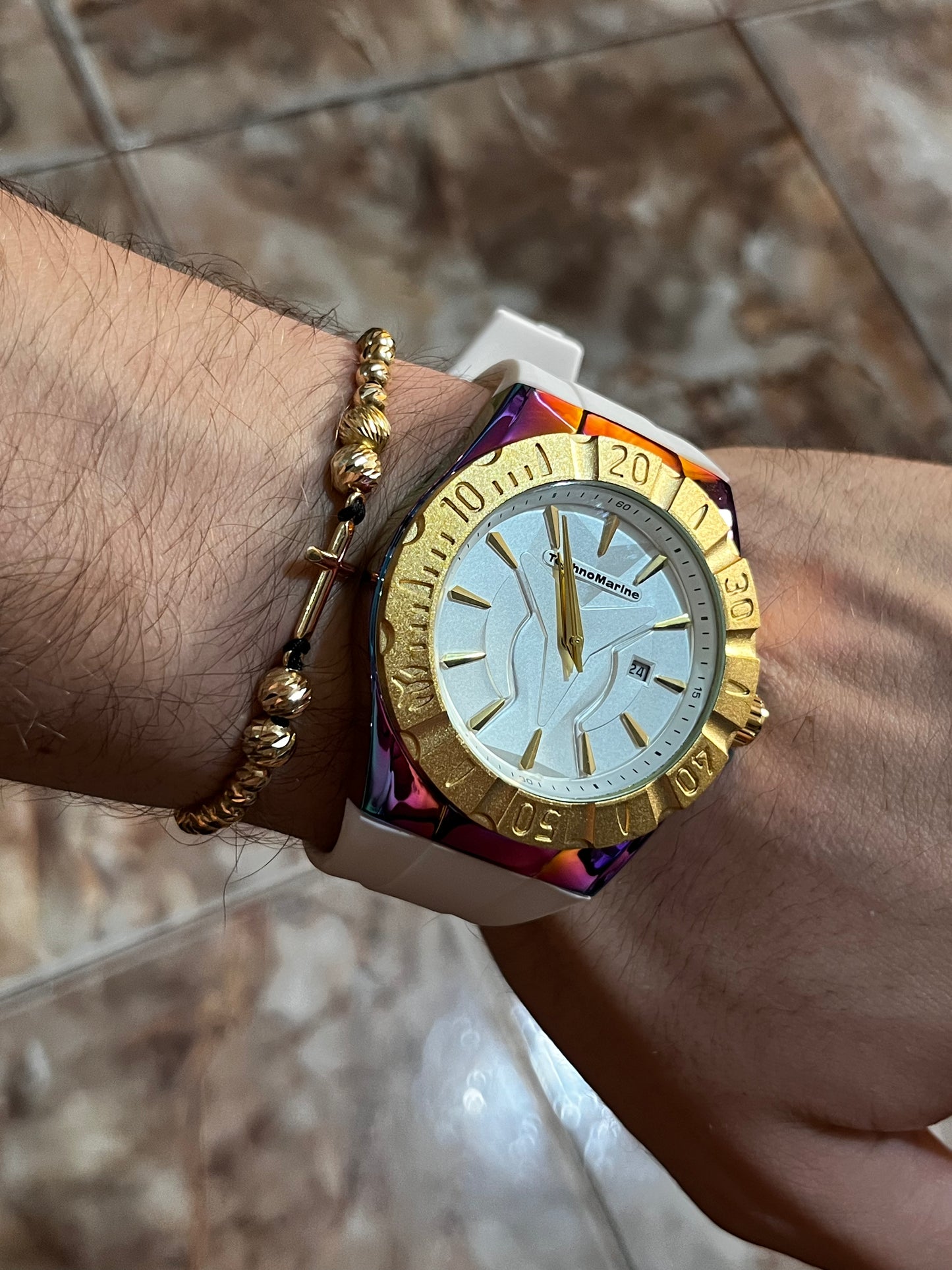 TECH M GOMA BLANCO TABLERO BLANCO BISEL DORADO/TORNASOL