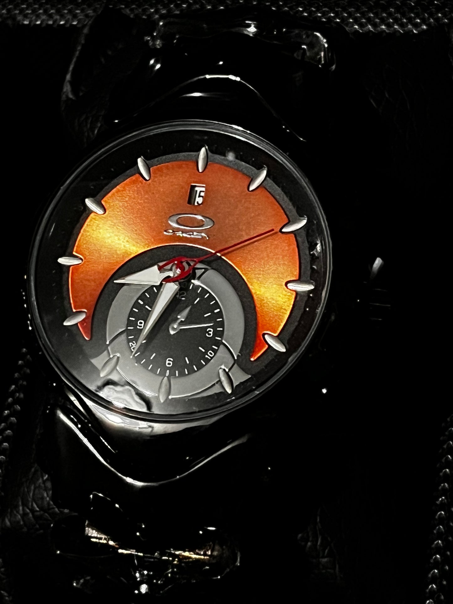 OAK ACERO/NEGRO TABLERO NARANJA/NEGRO BISEL NEGRO