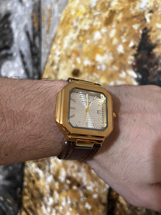 PTK CUERO CAFE TABLERO PLATEADO