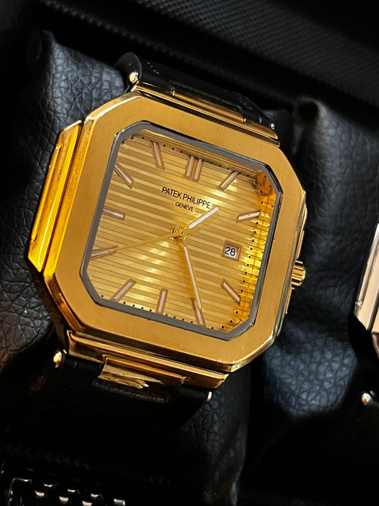 PTK CUERO NEGRO TABLERO DORADO