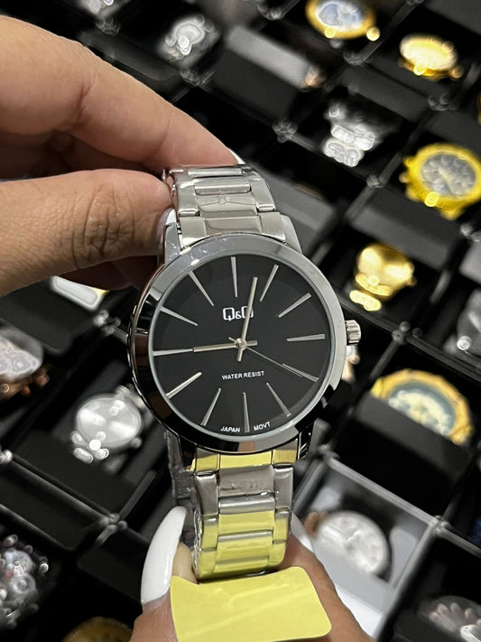 Q&Q ACERO/PLATEADO TABLERO/NEGRO BISEL/PLATEADO